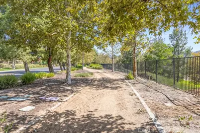 11082 Kalmia Court, Corona, CA 92883 - Photo 52