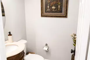 11082 Kalmia Ct, Corona, CA 92883 - Photo 14