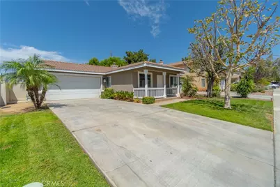 15419 Alosta, Moreno Valley, CA 92555 - Photo 32