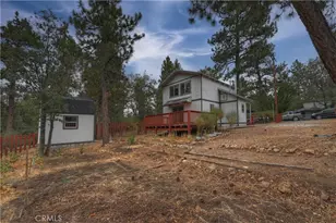 418 Sunset Ln, Sugarloaf, CA 92386 - Photo 6