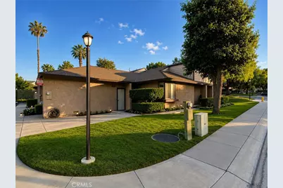 1650 Apricot #D, Corona, CA 92879 - Photo 2