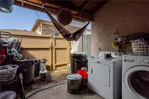 1140 Oxford Dr, Redlands, CA 92374 - Photo 16