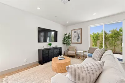 15540 Colorado, Paramount, CA 90723 - Photo 14