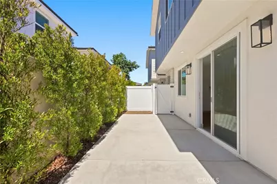 15540 Colorado, Paramount, CA 90723 - Photo 50