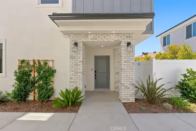 15540 Colorado, Paramount, CA 90723 - Photo 6