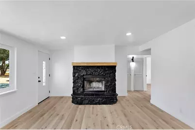 12556 Hickory, Victorville, CA 92395 - Photo 8