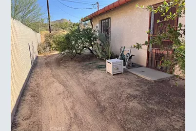 57374 Warren, Yucca Valley, CA 92284 - Photo 18