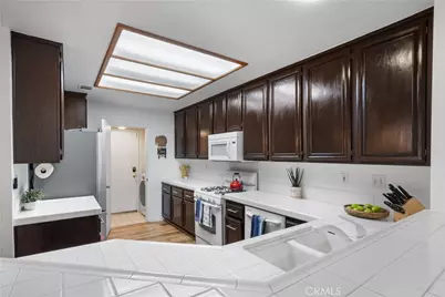 686 Azure, Corona, CA 92879 - Photo 10