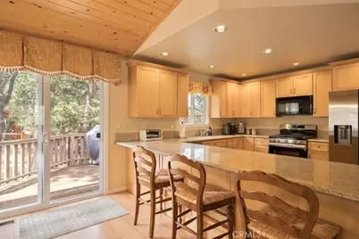 1171 Alameda, Big Bear City, CA 92314 - Photo 16