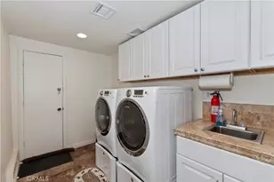 27721 Caribou Dr, Lake Arrowhead, CA 92352 - Photo 60