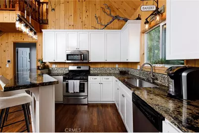 28975 Lassen, Lake Arrowhead, CA 92352 - Photo 4