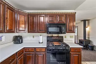 18090 Rancho Ave, San Bernardino, CA 92407 - Photo 12
