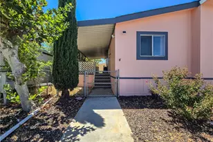 9161 Santa Fe, Hesperia, CA 92345 - Photo 4