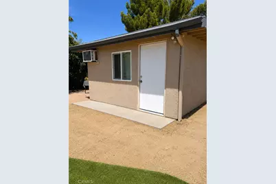 17391 Sequoia, Hesperia, CA 92345 - Photo 12