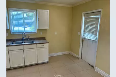 5580 Noble Street, Riverside, CA 92503 - Photo 14