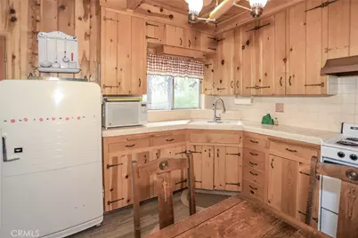 620 Pine, Sugarloaf, CA 92386 - Photo 10