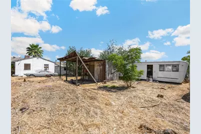 21607 Club, Perris, CA 92570 - Photo 16
