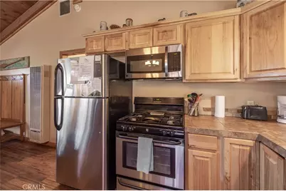 528 Villa Grove, Big Bear City, CA 92314 - Photo 10