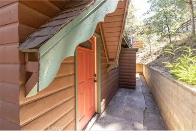 528 Villa Grove, Big Bear City, CA 92314 - Photo 4