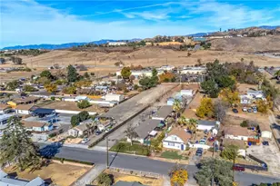 32390 Ave D, Yucaipa, CA 92399 - Photo 22