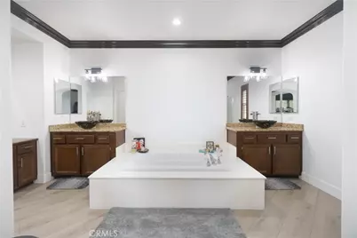 4453 Owens #101, Corona, CA 92883 - Photo 32