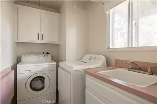 1068 Lookout Mountain Rd, Big Bear City, CA 92314 - Photo 40