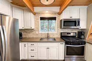30975 Knob Hill Circle, Running Springs, CA 92382 - Photo 8