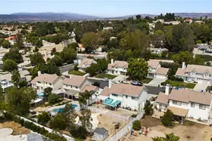 41875 Humber Dr, Temecula, CA 92591 - Photo 22