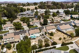 41875 Humber Dr, Temecula, CA 92591 - Photo 20