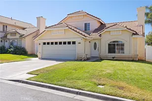 34849 Tara, Yucaipa, CA 92399 - Photo 2