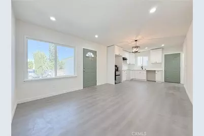 213 N Broadacres Avenue, Compton, CA 90220 - Photo 4