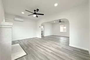 445 E 119th St, Los Angeles, CA 90061 - Photo 4