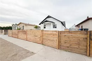 445 E 119th St, Los Angeles, CA 90061 - Photo 2