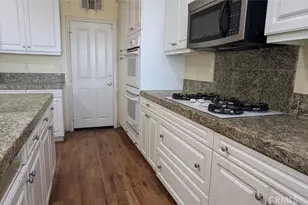 35629 Abelia St, Murrieta, CA 92562 - Photo 6