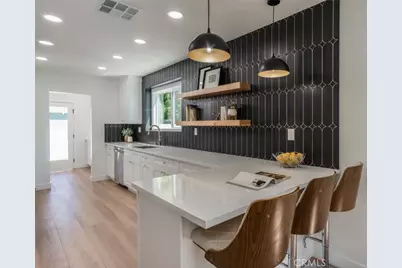 3810 Olmsted Avenue, Los Angeles, CA 90008 - Photo 10