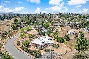 31550 Highview Dr, Redlands, CA 92373 - Photo 30