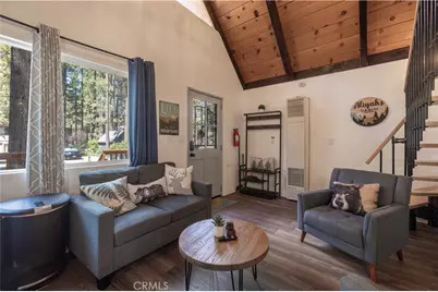 818 W Rainbow, Big Bear City, CA 92314 - Photo 2