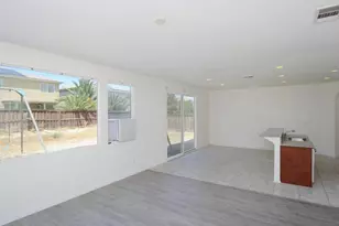 15246 Diamond Rd, Victorville, CA 92394 - Photo 8