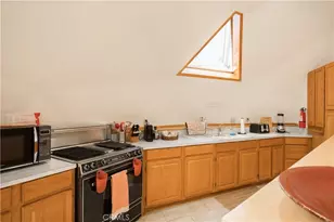 41753 Tanager Dr, Big Bear Lake, CA 92315 - Photo 8