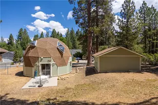 41753 Tanager Dr, Big Bear Lake, CA 92315 - Photo 2