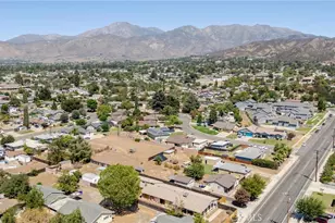 34792 Avenue E, Yucaipa, CA 92399 - Photo 36