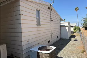 975 California, Calimesa, CA 92320 - Photo 14
