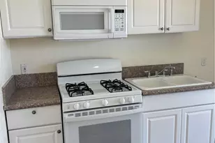 6688 Yucca Ave, 29 Palms MCB, CA 92277 - Photo 12