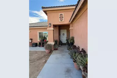 11078 Redwood Avenue, Hesperia, CA 92345 - Photo 2