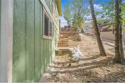 32892 Lone Pine, Running Springs, CA 92382 - Photo 14