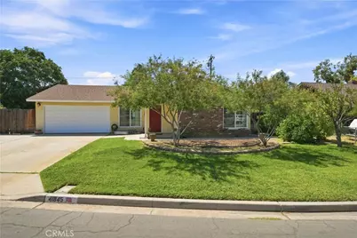 41845 Channing, Hemet, CA 92544 - Photo 2