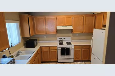220 Mahogany, San Jacinto, CA 92582 - Photo 6