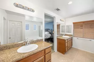 37473 Starmist Way, Murrieta, CA 92563 - Photo 32
