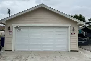 9307 San Miguel, South Gate, CA 90280 - Photo 4