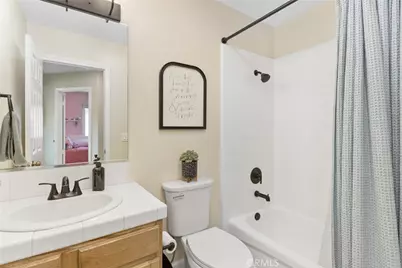 34194 Hidden Cove, Yucaipa, CA 92399 - Photo 20